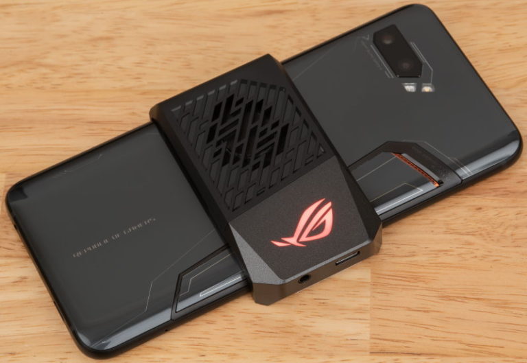 ASUS ROG Phone II Will Roughly Cost 35,000 INR (~ $500) | Tech Legends